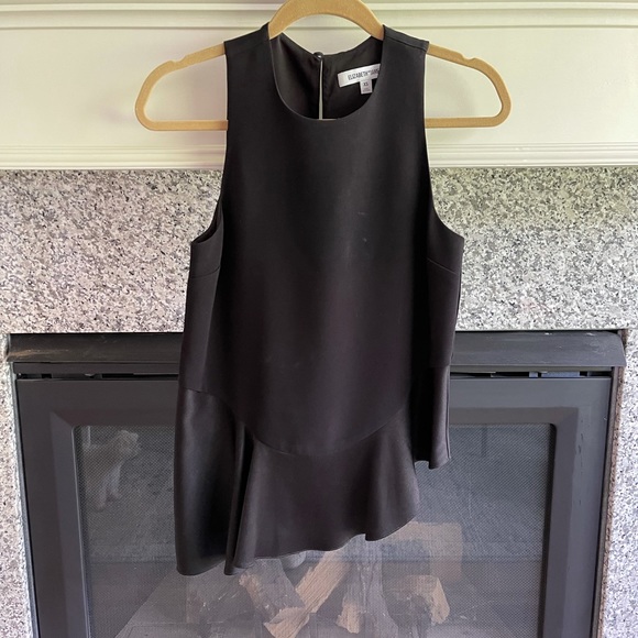 Elizabeth and James Top - Picture 1 of 2